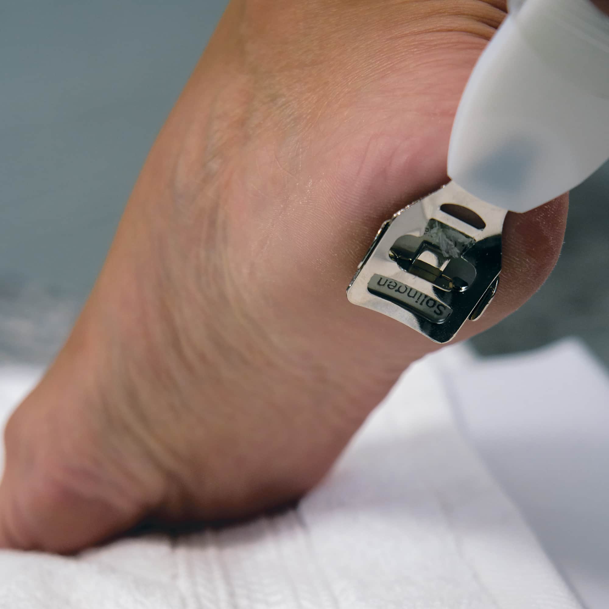 “Professional foot shaver tool for smooth and soft feet.”